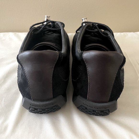 LOUIS VUITTON - Suede LV Sneaker - SIZE 9 - Picture 11 of 11